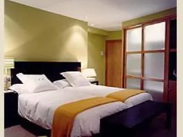 Casa El Rapido 2*