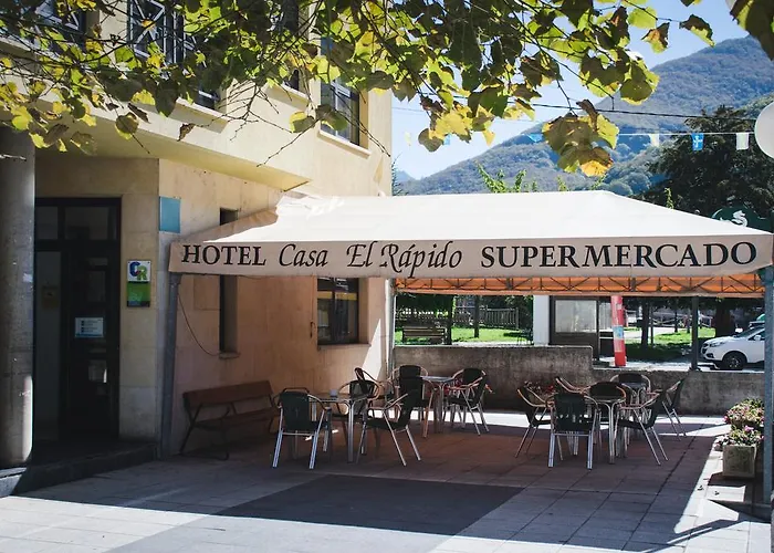 Casa El Rapido Hotel